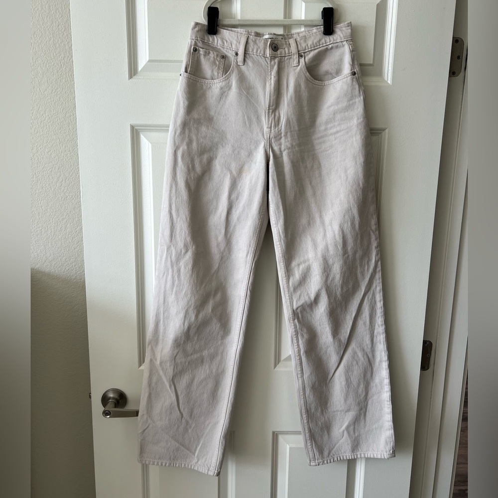 Abercrombie & Fitch Women's Straight-Leg Jeans — Light Off-White